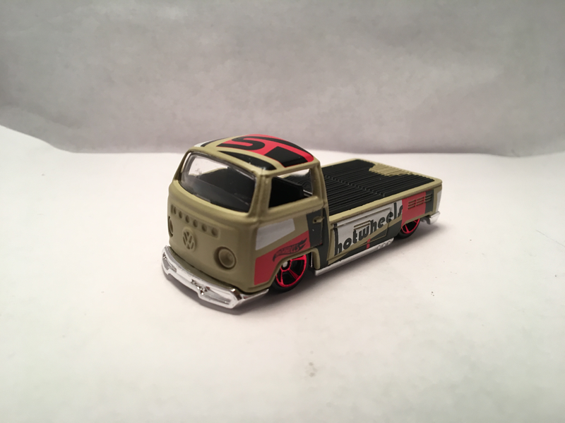 Illustration for article titled Another VW T2 pickup update
